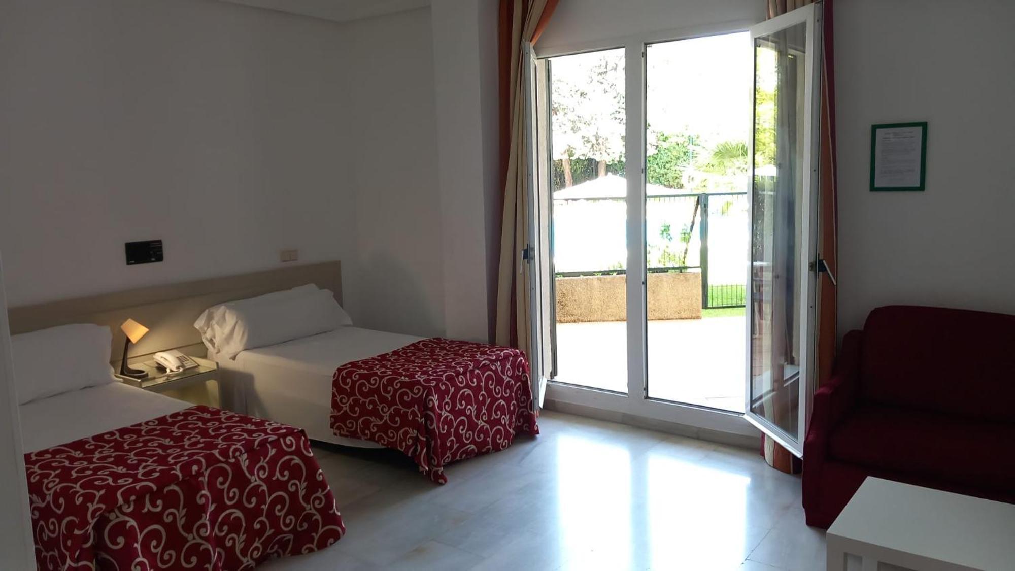 Hospedium Hotel Apartamentos Simon Verde Μαϊρένα δελ Αλχαράφε Εξωτερικό φωτογραφία
