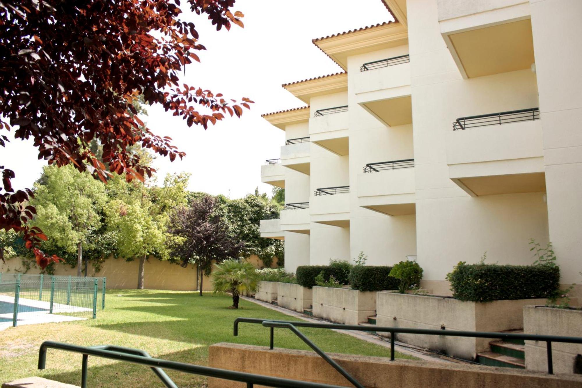 Hospedium Hotel Apartamentos Simon Verde Μαϊρένα δελ Αλχαράφε Εξωτερικό φωτογραφία