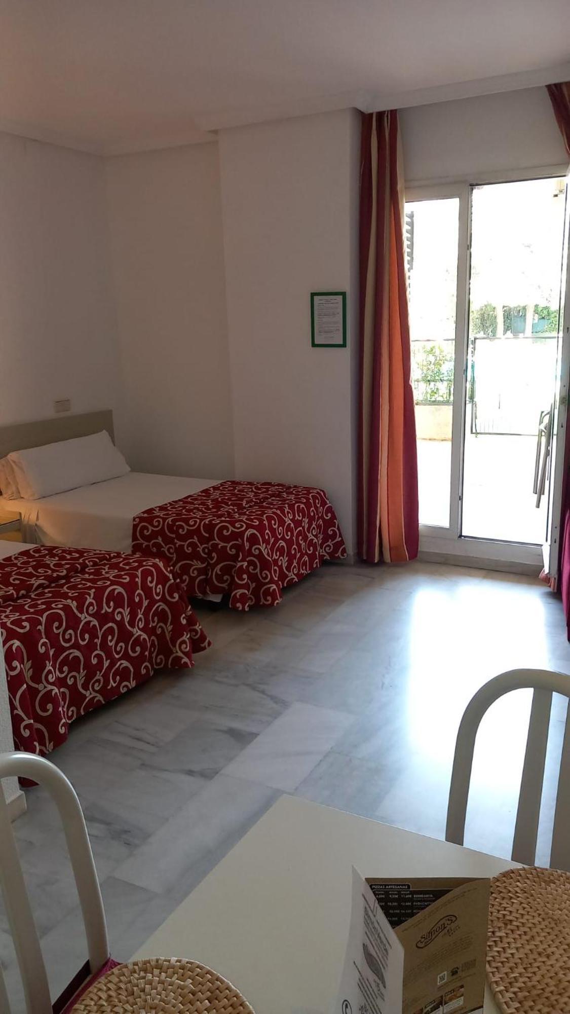 Hospedium Hotel Apartamentos Simon Verde Μαϊρένα δελ Αλχαράφε Δωμάτιο φωτογραφία