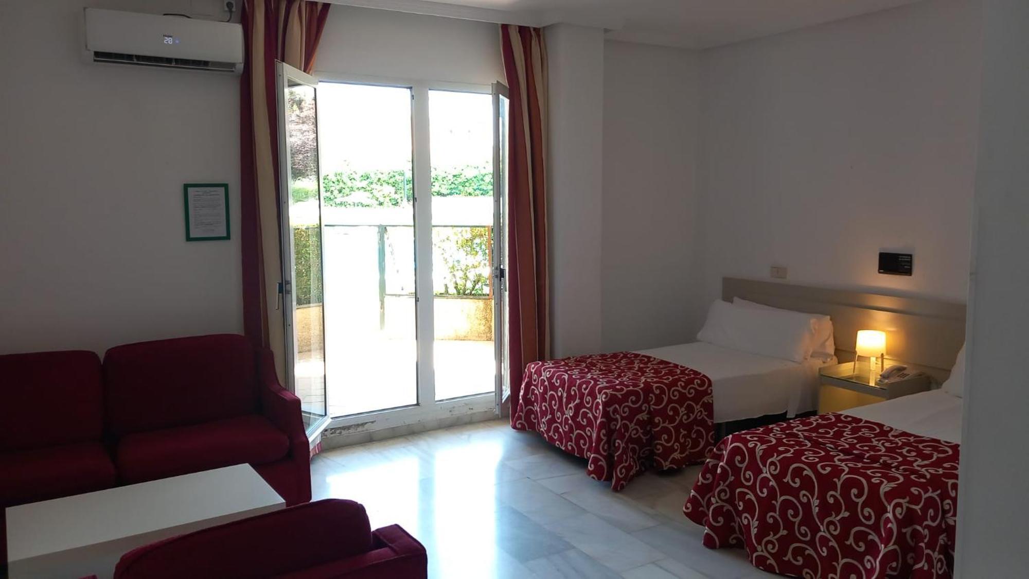 Hospedium Hotel Apartamentos Simon Verde Μαϊρένα δελ Αλχαράφε Δωμάτιο φωτογραφία