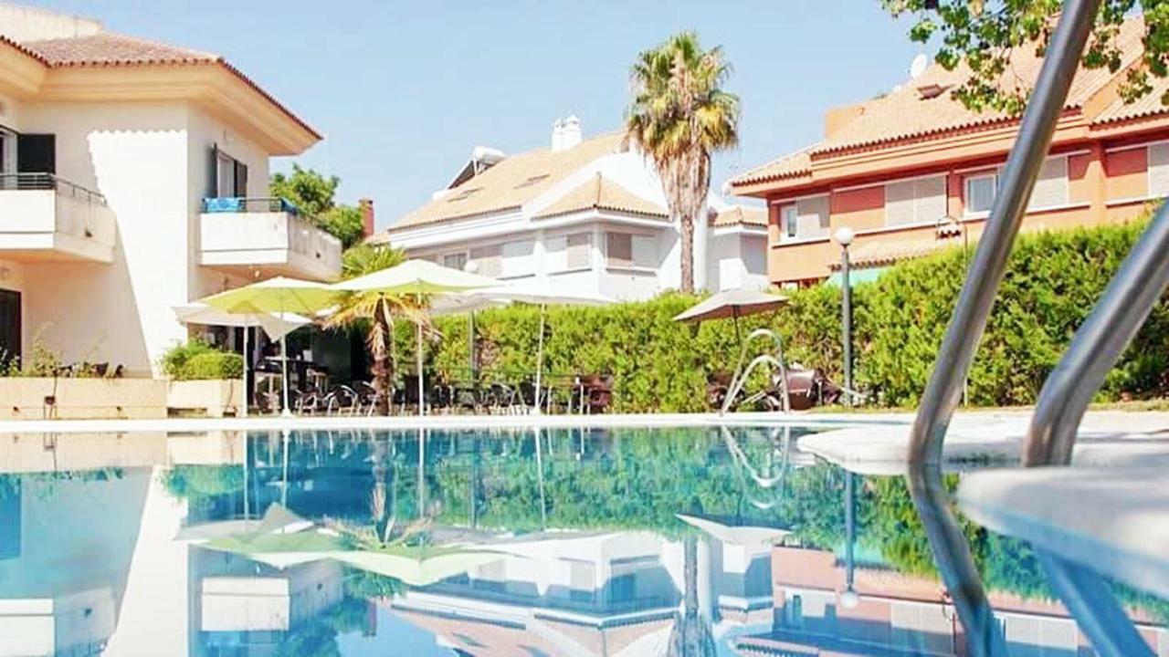 Hospedium Hotel Apartamentos Simon Verde Μαϊρένα δελ Αλχαράφε Εξωτερικό φωτογραφία