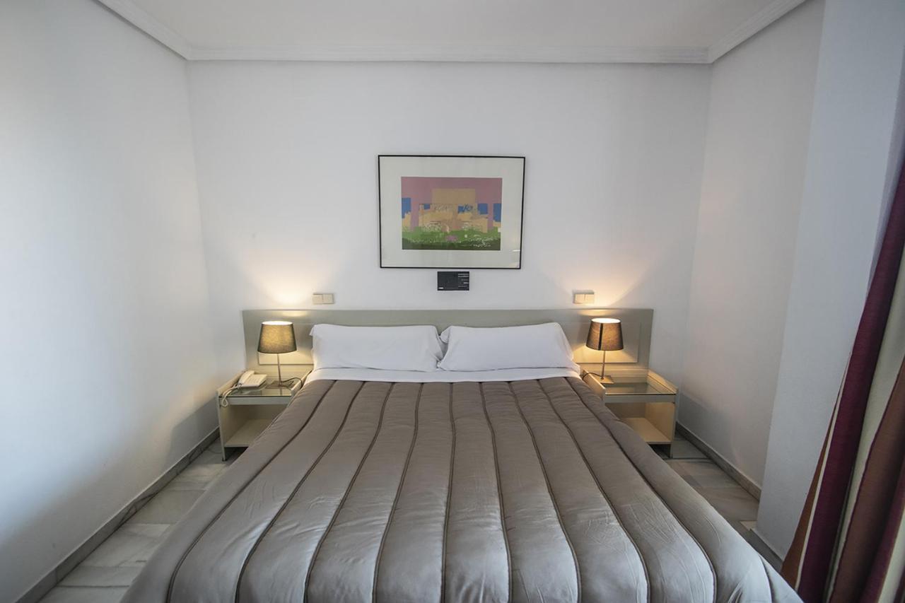 Hospedium Hotel Apartamentos Simon Verde Μαϊρένα δελ Αλχαράφε Εξωτερικό φωτογραφία